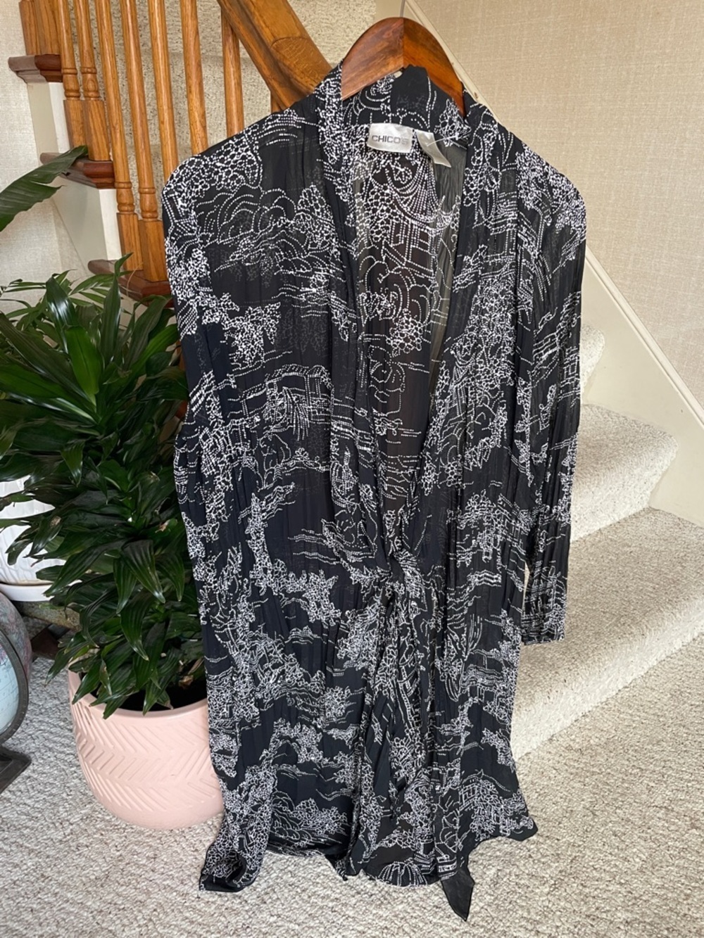 Chico's Black and White Pointillism Floral Kimono Duster